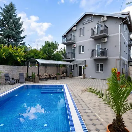 Mirage -subotica,bolmanska 31 3*