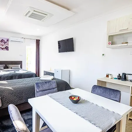 Mirage -subotica,bolmanska 31 סובוטיקה