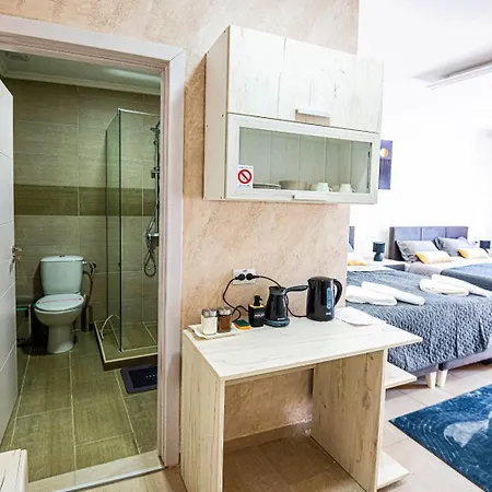 Mirage -subotica,bolmanska 31 3*