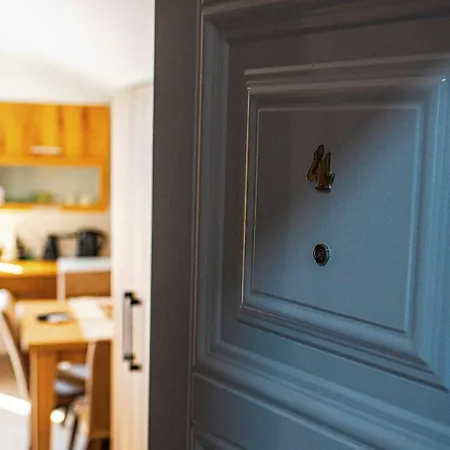 Apart-hotel Mirage -subotica,bolmanska 31 3*