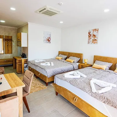 Apart-hotel Mirage -subotica,bolmanska 31 3*